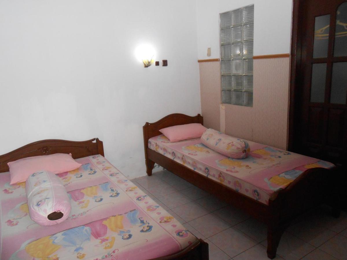 Fortuna Guest House Yogyakarta Luaran gambar