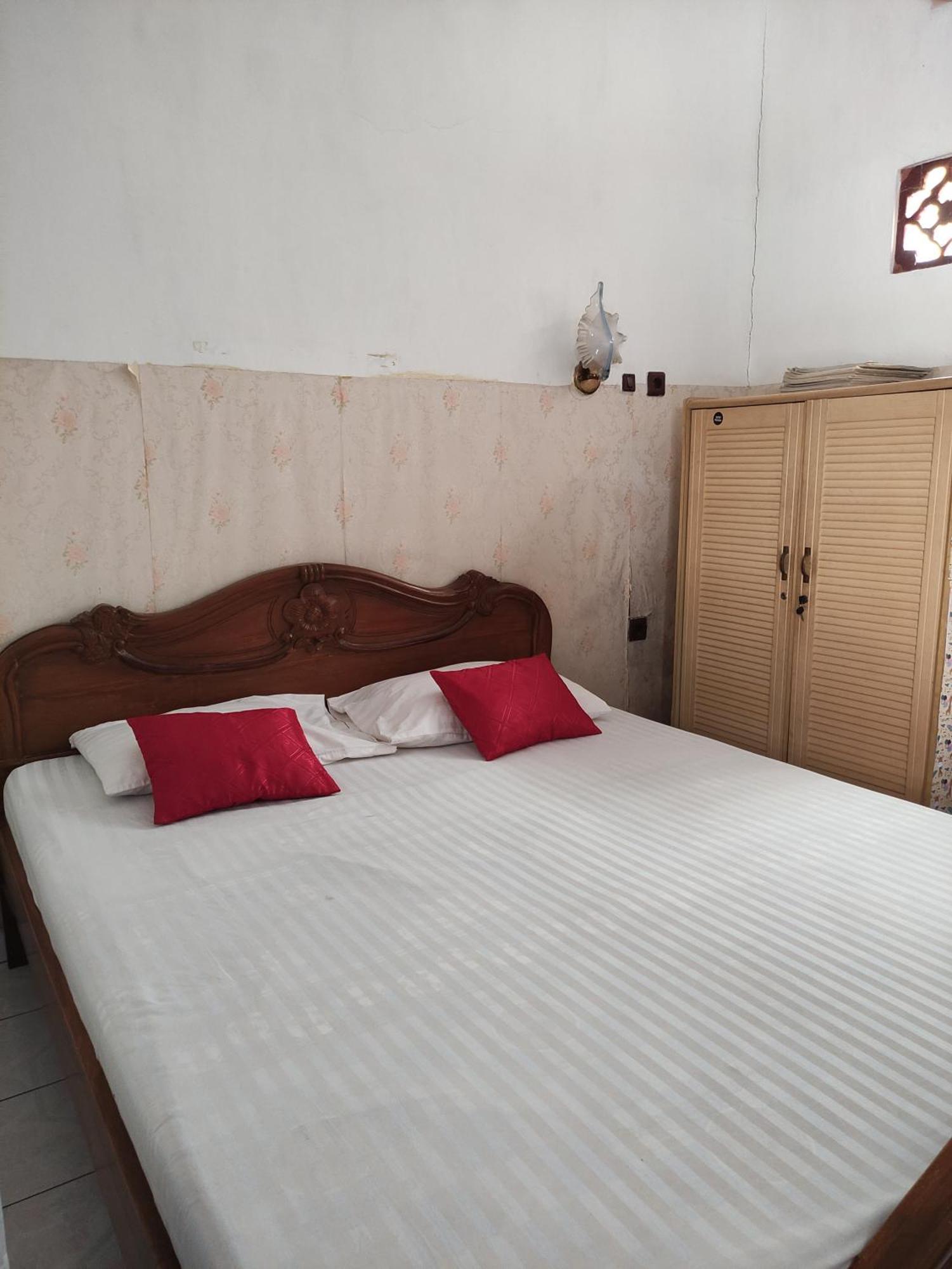 Fortuna Guest House Yogyakarta Luaran gambar