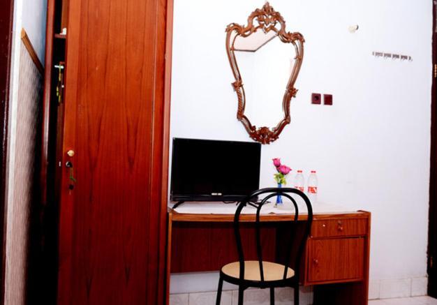 Fortuna Guest House Yogyakarta Luaran gambar