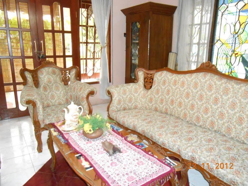 Fortuna Guest House Yogyakarta Luaran gambar