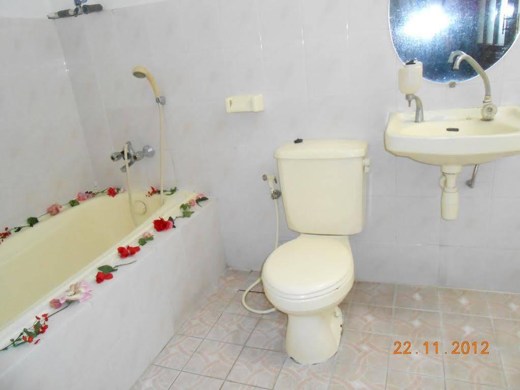 Fortuna Guest House Yogyakarta Luaran gambar