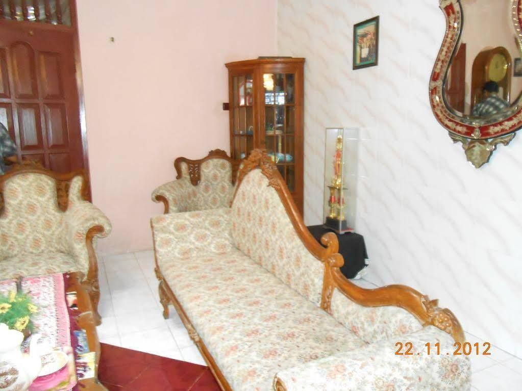 Fortuna Guest House Yogyakarta Luaran gambar